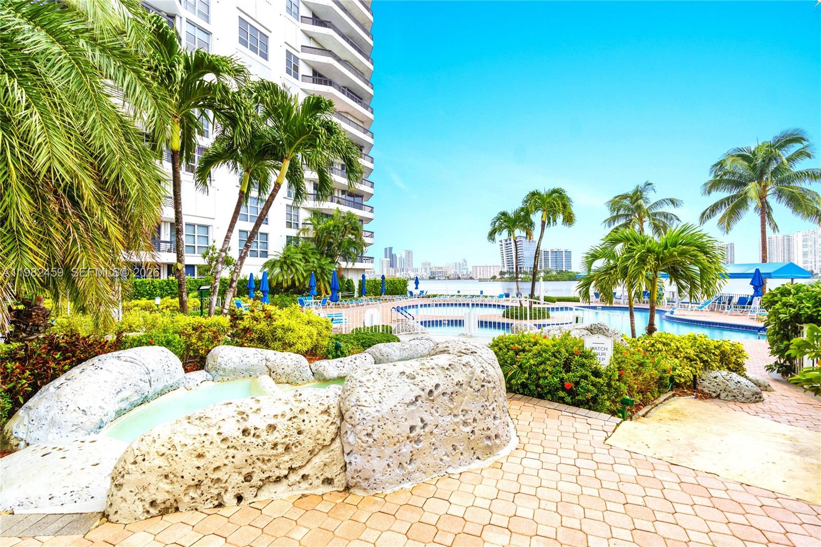 Photo of 3530 Mystic Pointe Dr  #1714, Aventura, Florida, 33180 - 