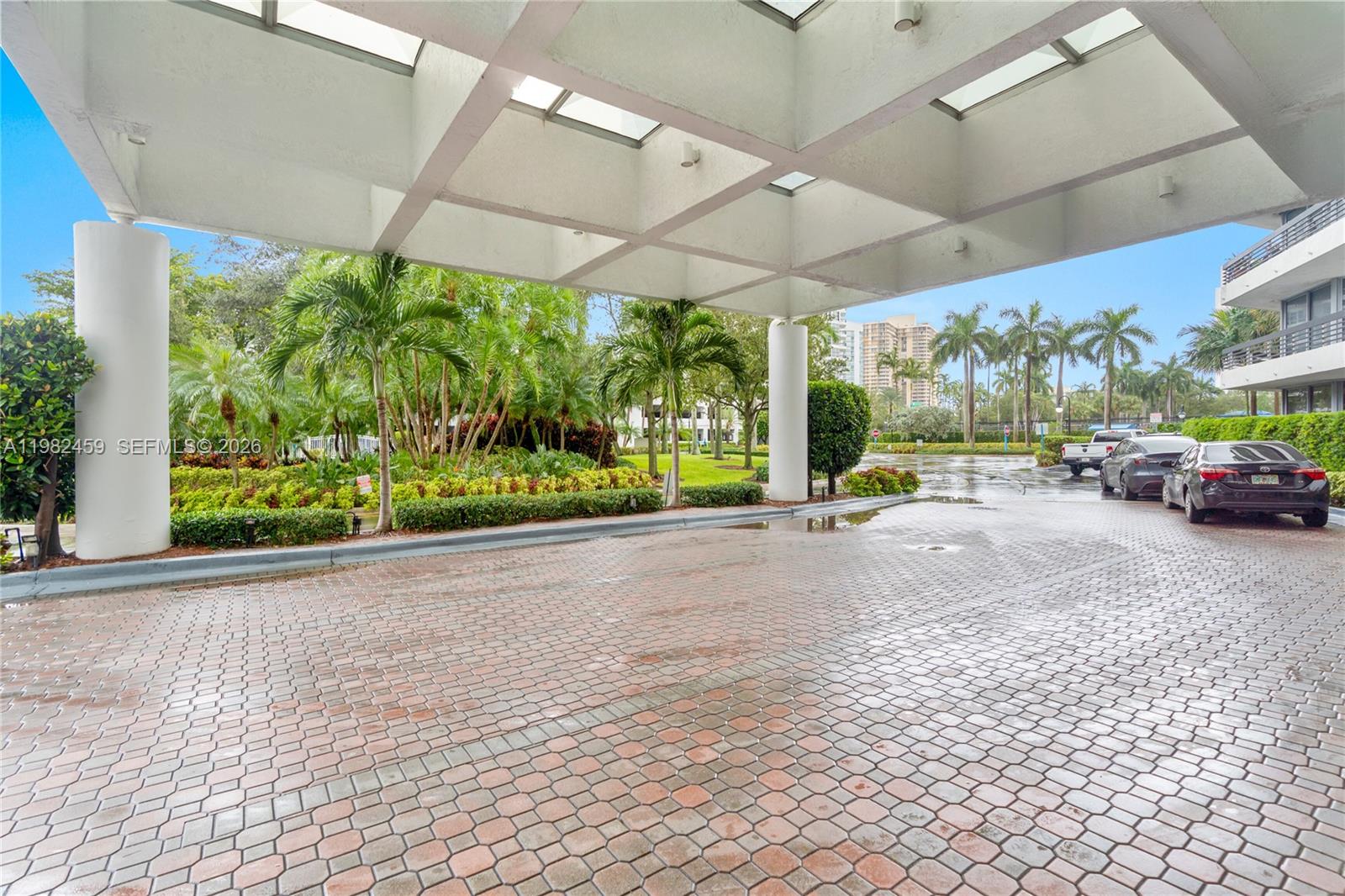 Photo of 3530 Mystic Pointe Dr  #1714, Aventura, Florida, 33180 - 