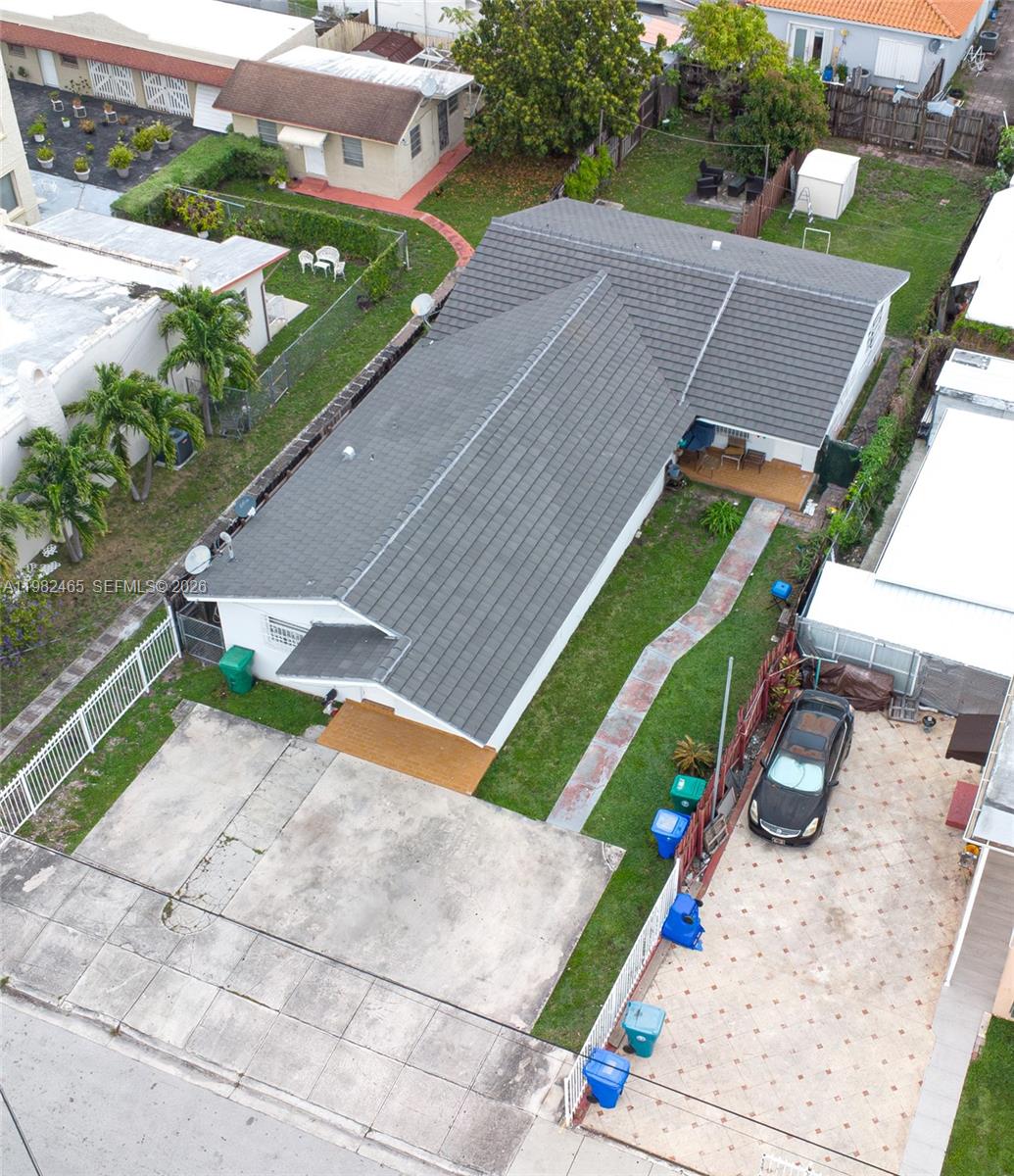   /   кв.футов $ 2026-03-13 0 Фото