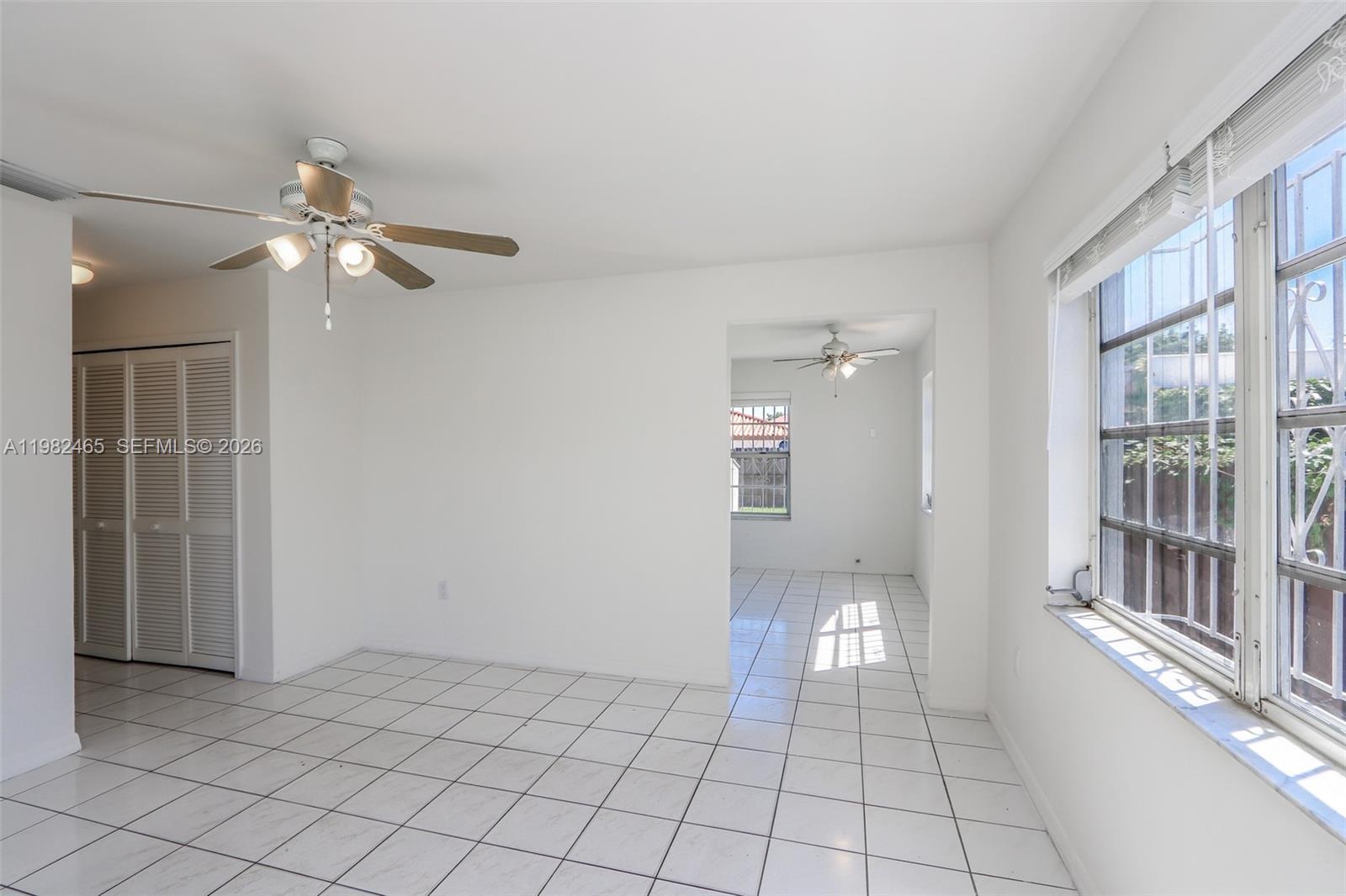   /   кв.футов $ 2026-03-13 0 Фото