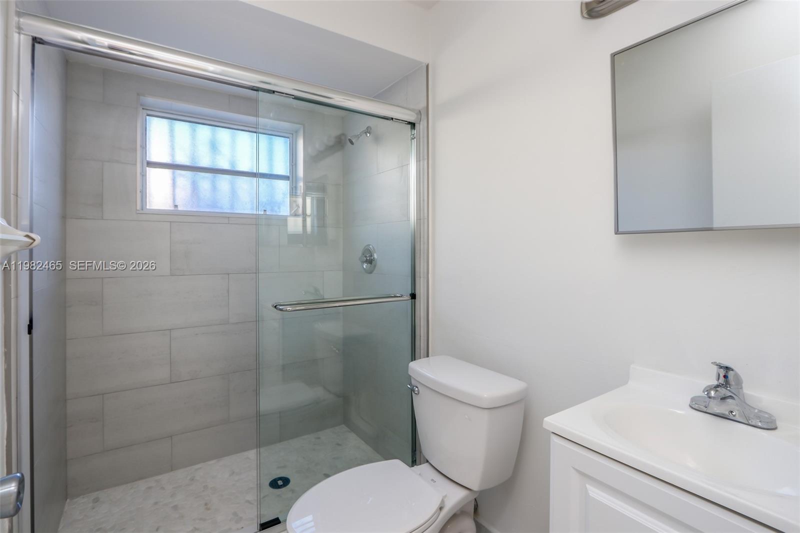   /   кв.футов $ 2026-03-13 0 Фото