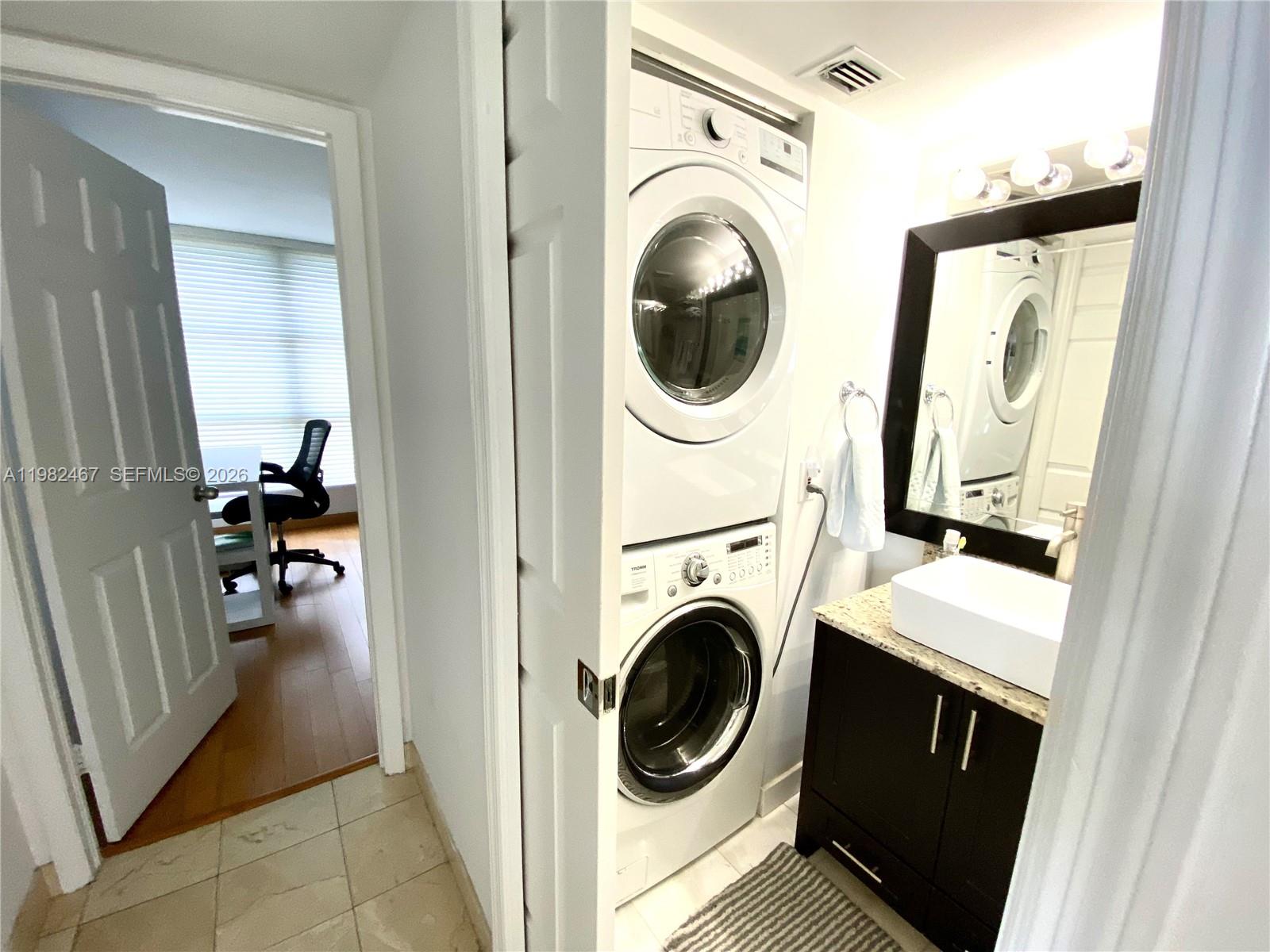 Photo of 3500 Mystic Pointe Dr  #3103, Aventura, Florida, 33180 - 