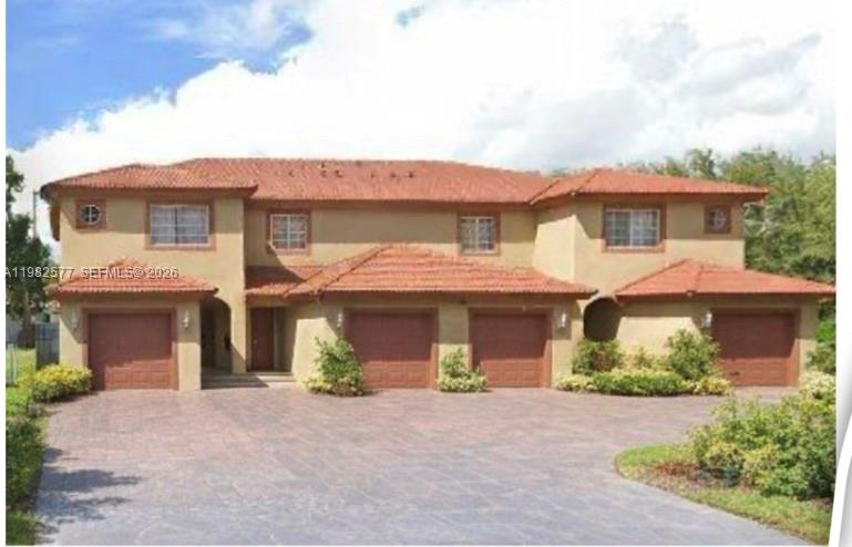 Ver detalles / 6938 sq. ft. $ 2026-03-13 0 foto