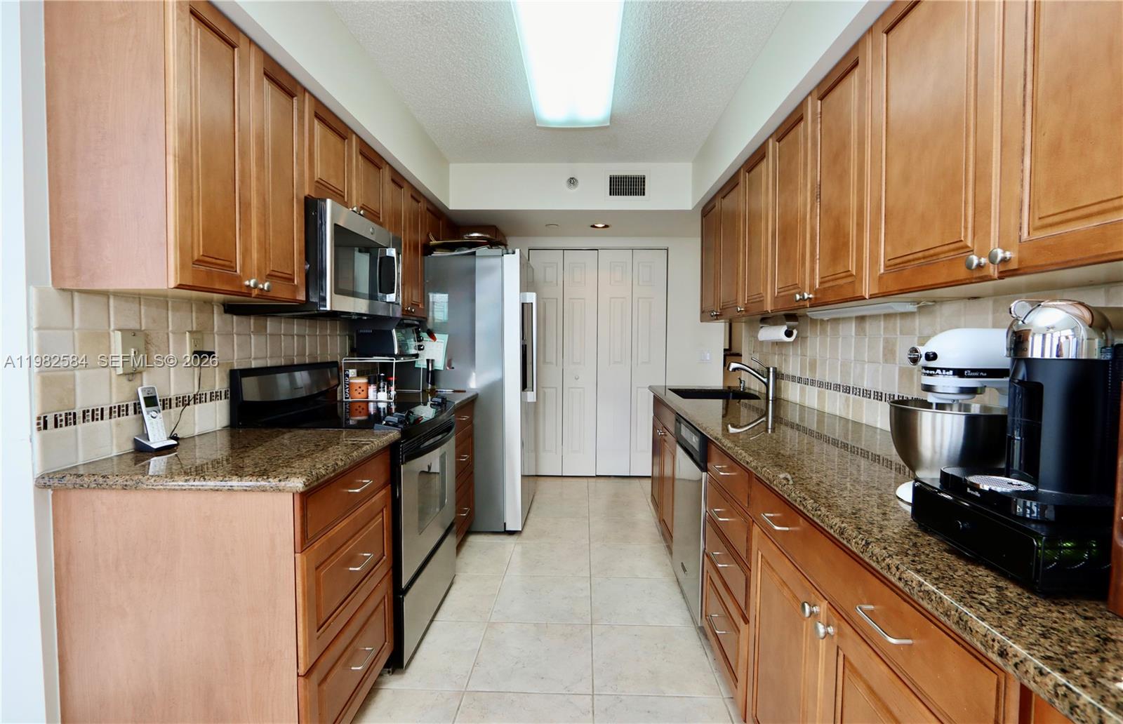 Photo of 3500 Mystic Pointe Dr  #3701, Aventura, Florida, 33180 - 