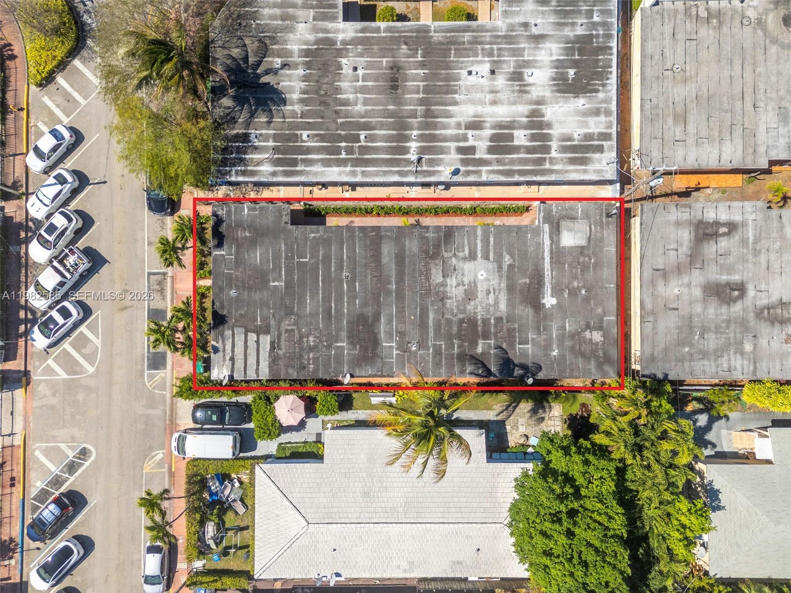   /   кв.футов $ 2026-03-13 0 Фото