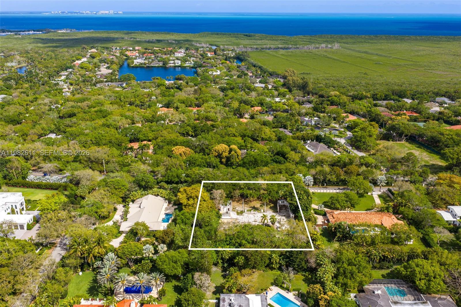   /   кв.футов $ 2026-03-13 0 Фото