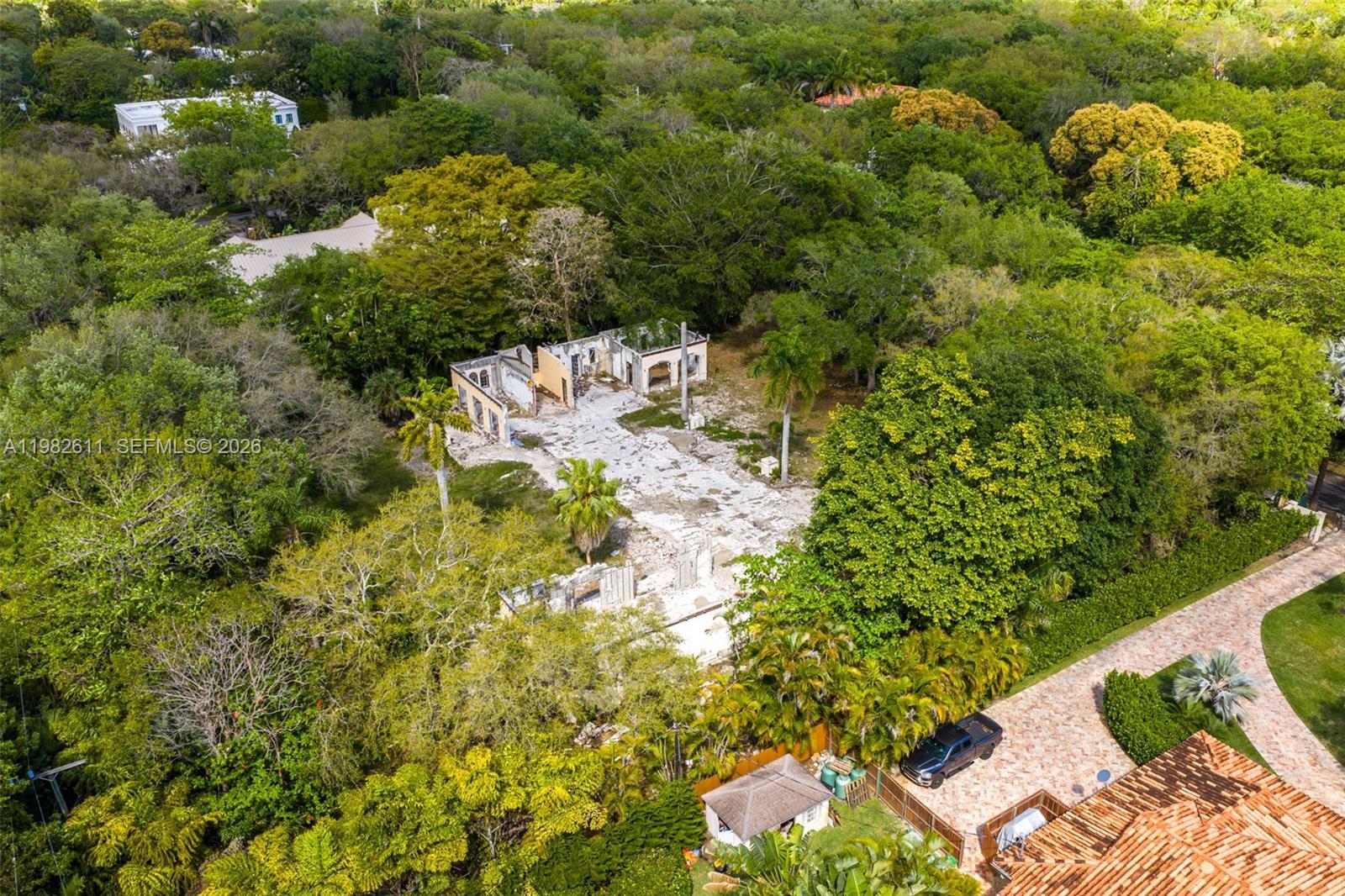   /   кв.футов $ 2026-03-13 0 Фото