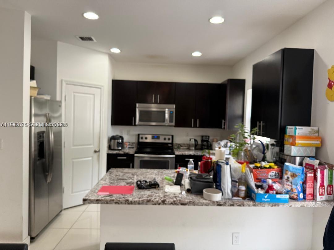 Подробнее 424 3 / 3 1777 кв.футов $ 2026-03-13 0 Фото