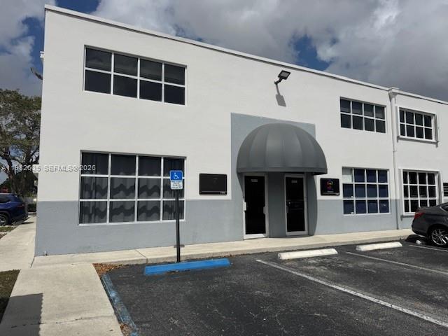 9  /   sq. ft. $ 2026-03-13 0 foto