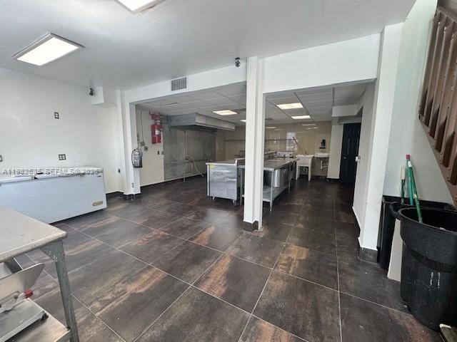 9  /   sq. ft. $ 2026-03-13 0 foto