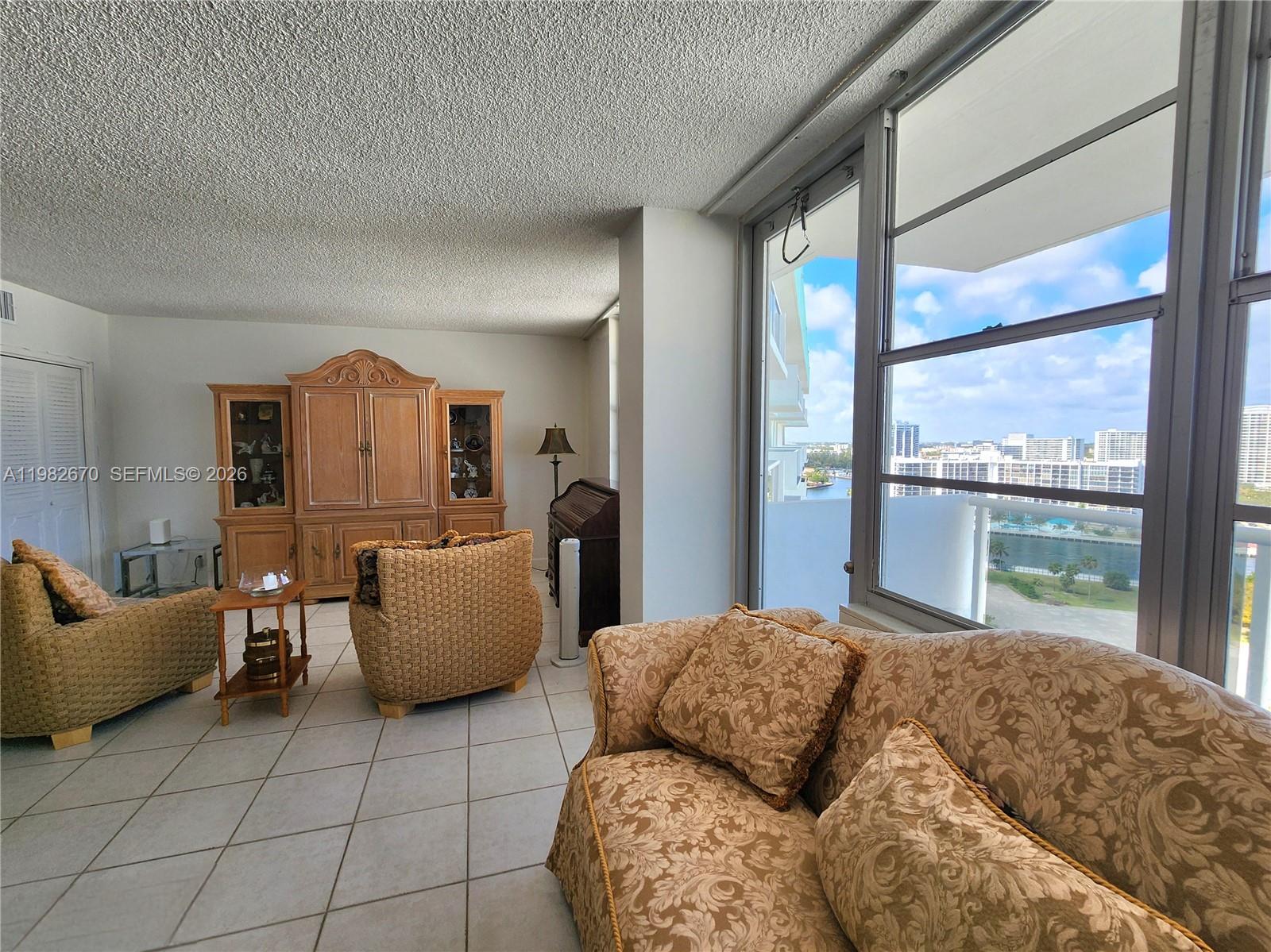 Photo of 3725 Ocean Dr  #1619, Hollywood, Florida, 33019 - 