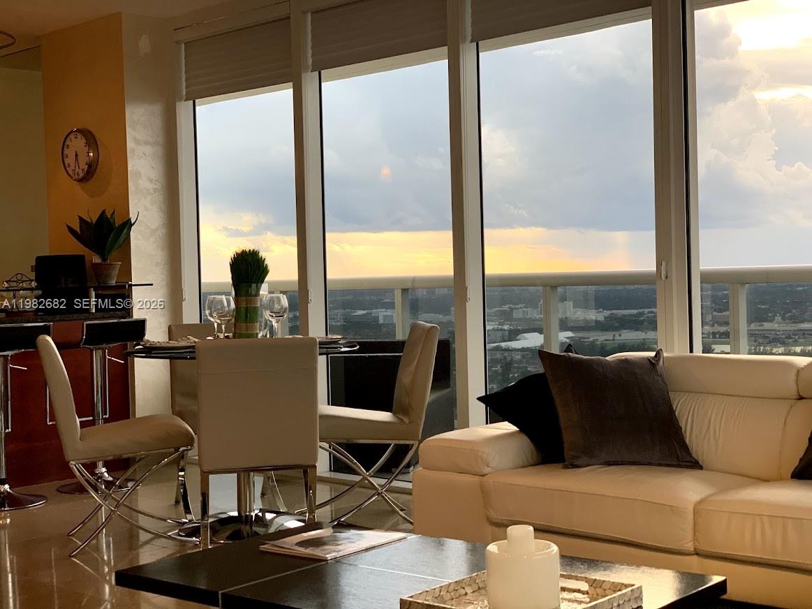 4608 2 / 2 1458 sq. ft. $ 2026-04-10 0 foto