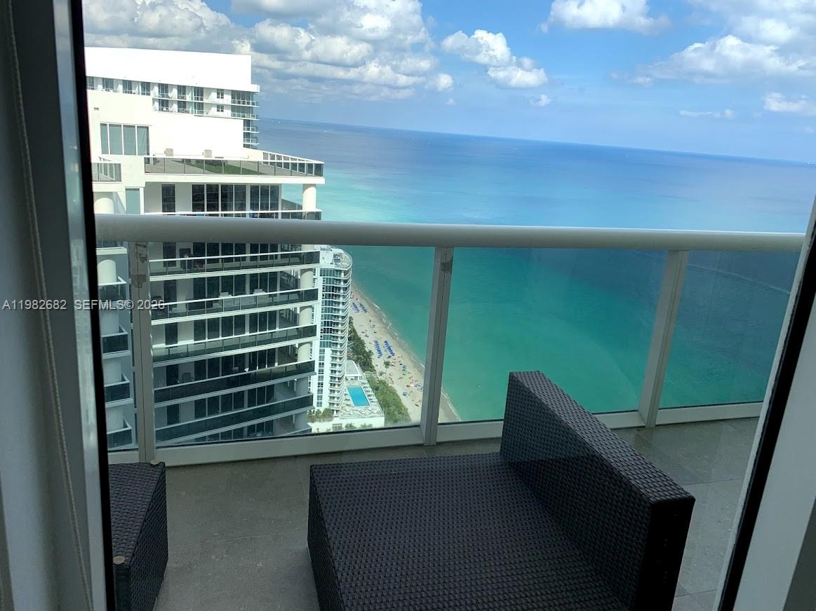 4608 2 / 2 1458 sq. ft. $ 2026-04-10 0 foto