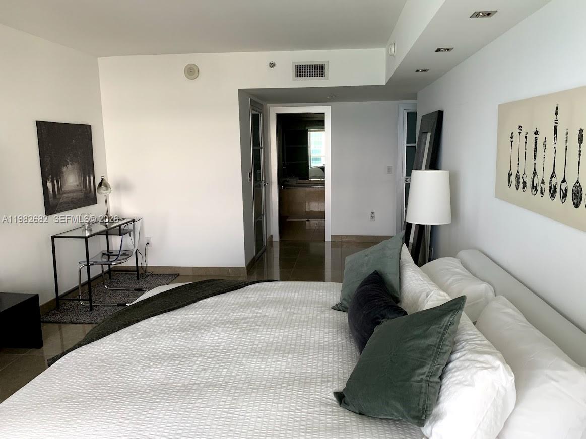 4608 2 / 2 1458 sq. ft. $ 2026-04-10 0 foto