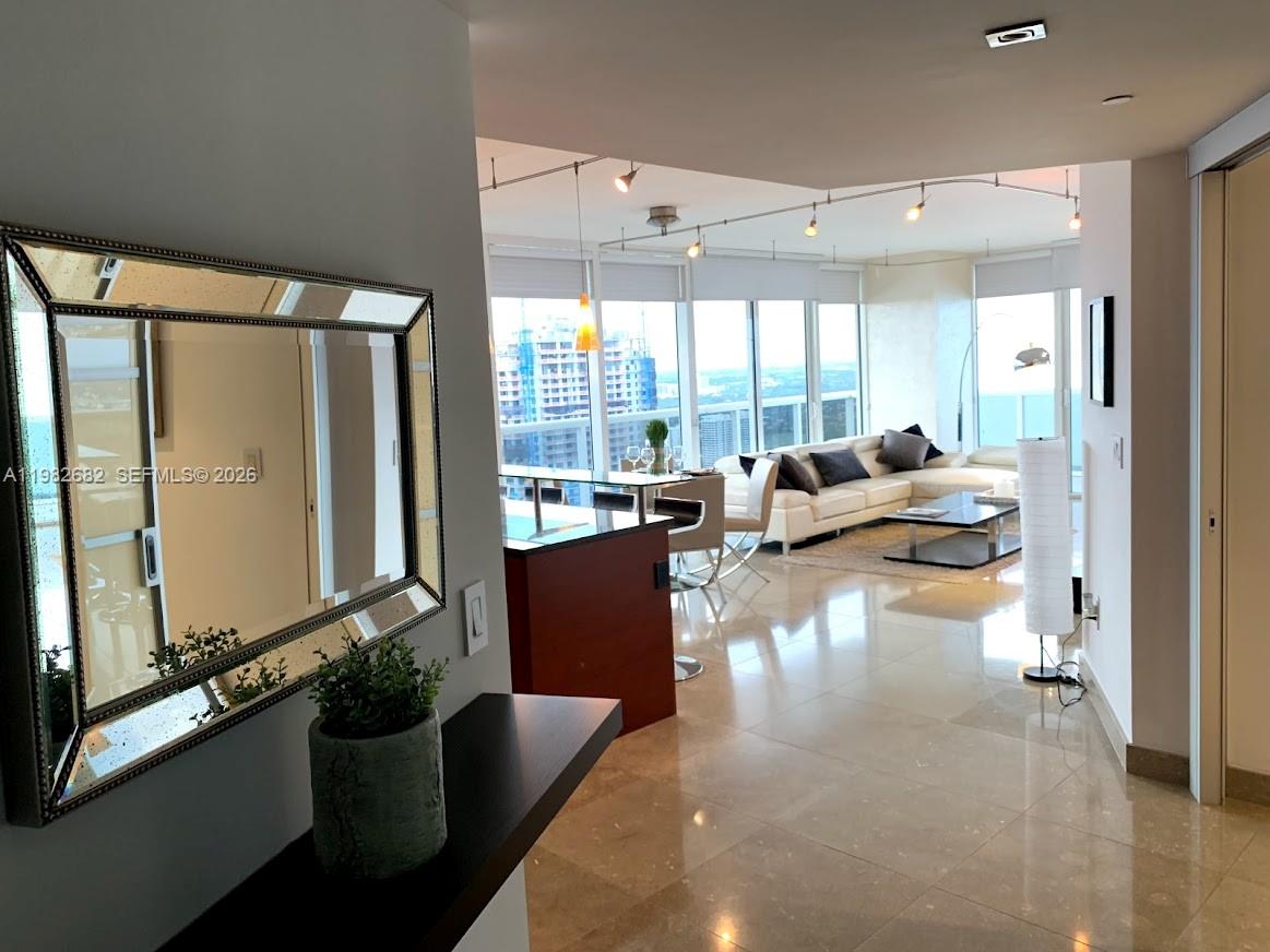 4608 2 / 2 1458 sq. ft. $ 2026-04-10 0 foto