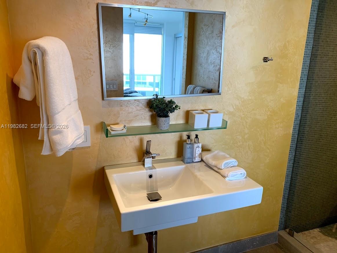 4608 2 / 2 1458 sq. ft. $ 2026-04-10 0 foto