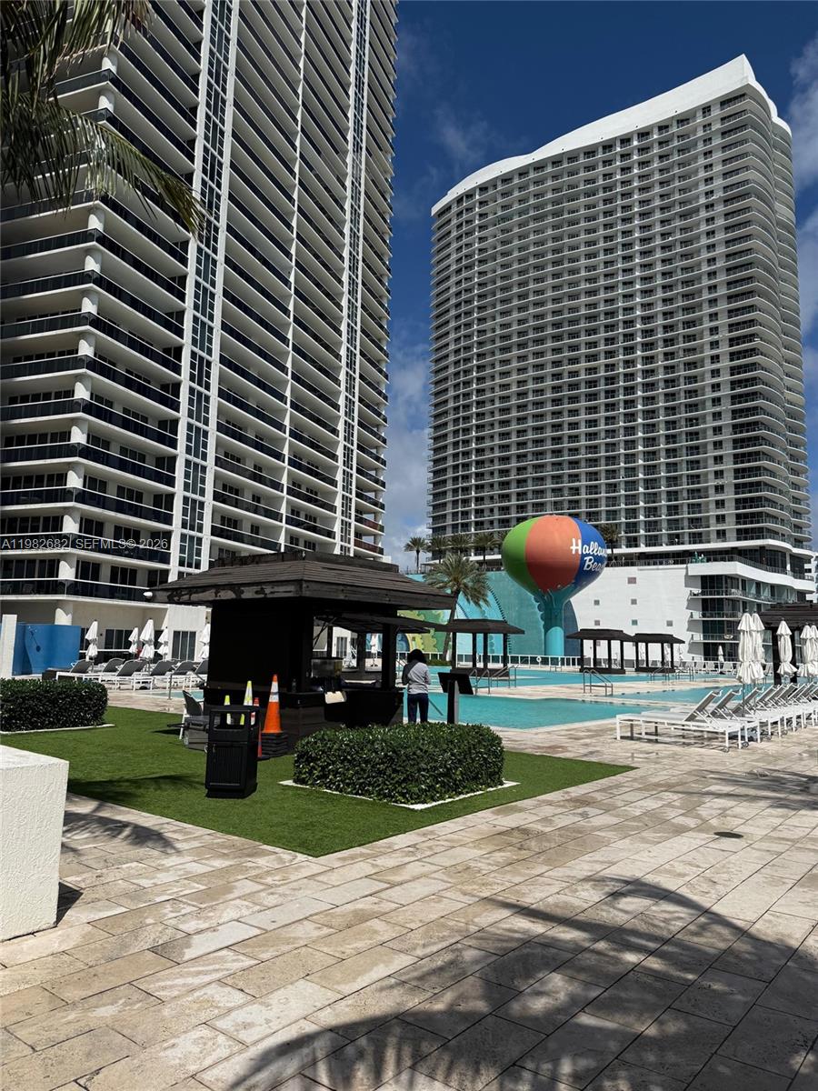 4608 2 / 2 1458 sq. ft. $ 2026-04-10 0 foto