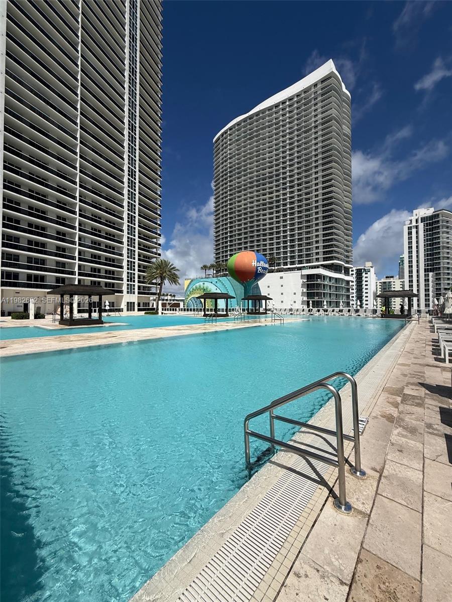 4608 2 / 2 1458 sq. ft. $ 2026-04-10 0 foto