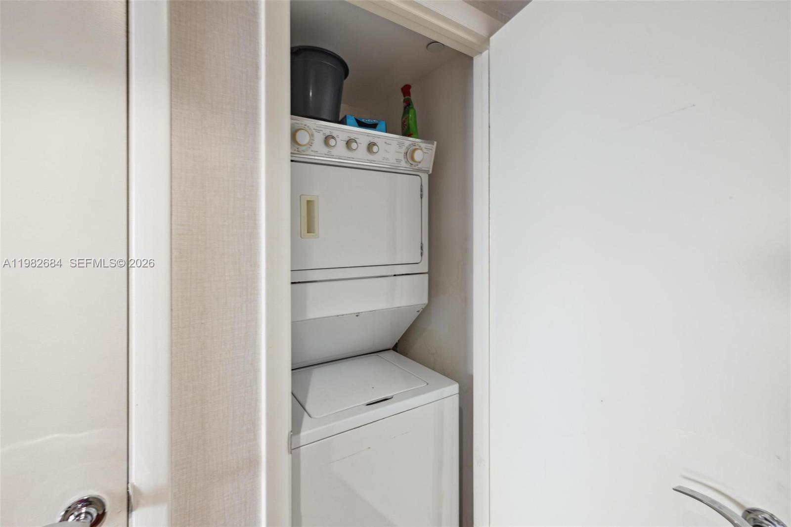 3606 2 / 1 1086 sq. ft. $ 2026-05-06 0 foto