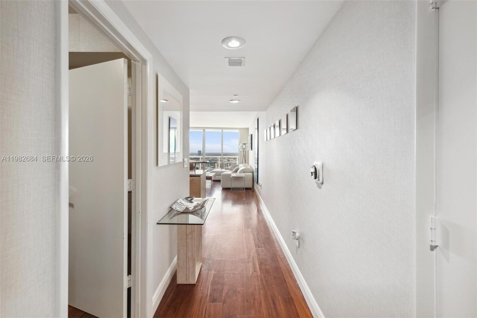 3606 2 / 1 1086 sq. ft. $ 2026-05-06 0 foto