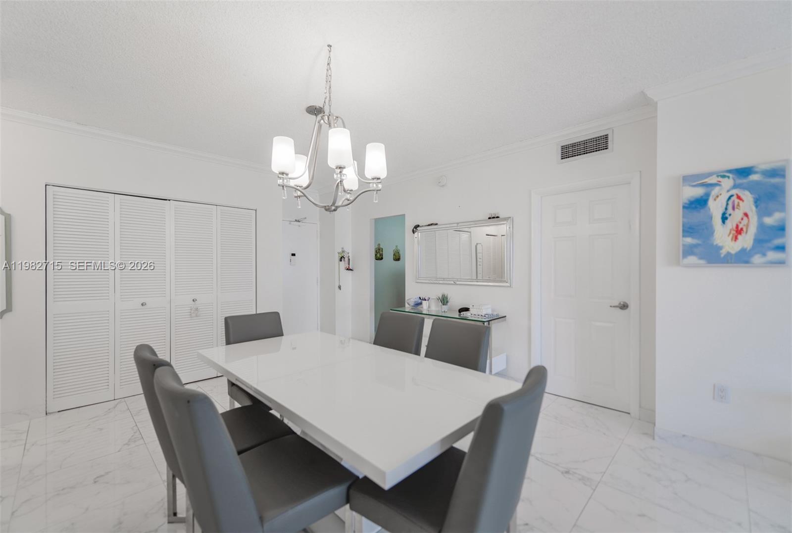 See details 7A 1 / 2 870 sq. ft. $ 2026-03-13 0 Photo