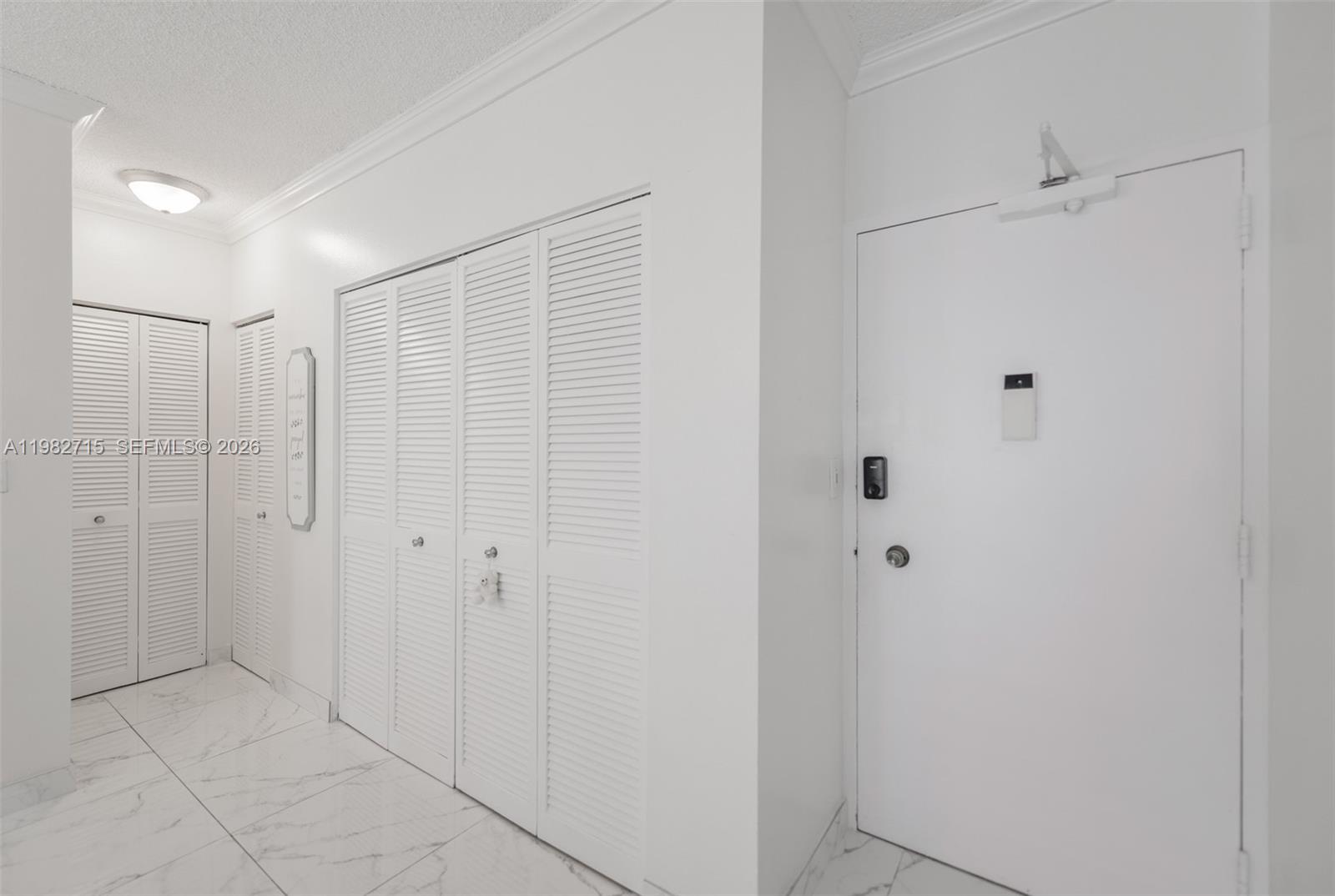 See details 7A 1 / 2 870 sq. ft. $ 2026-03-13 0 Photo