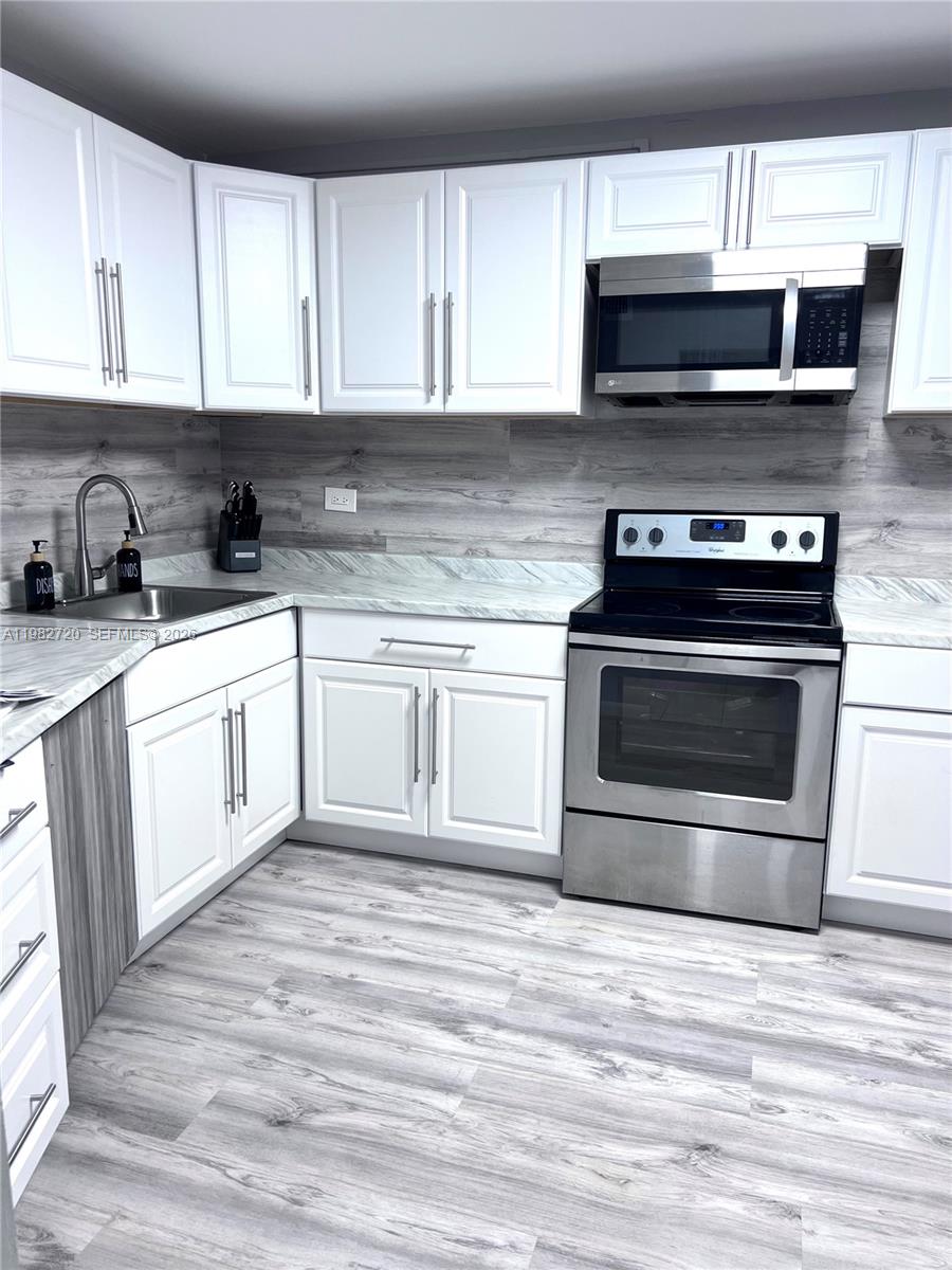 Ver detalles 403-3 2 / 2 1315 sq. ft. $ 2026-03-13 0 foto