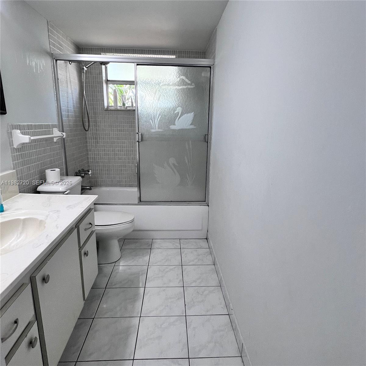 Ver detalles 403-3 2 / 2 1315 sq. ft. $ 2026-03-13 0 foto