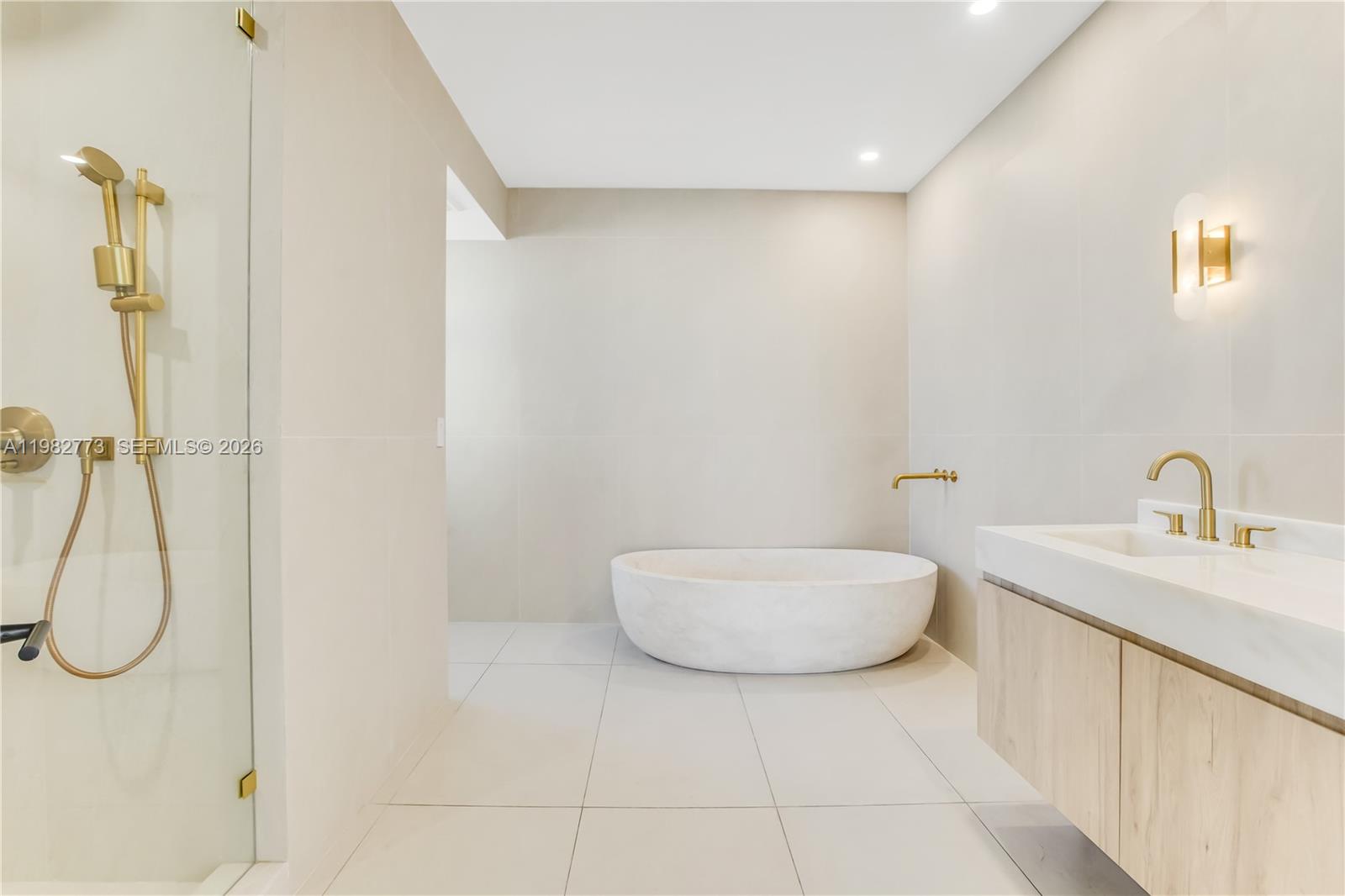 Photo of 1865 Ocean Dr #21C, Hallandale Beach, Florida, 33009 -