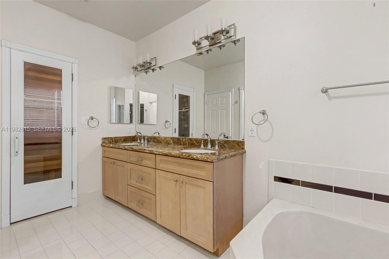 Photo of 1560 Seagrape Way (1560), Hollywood, Florida, 33019 -