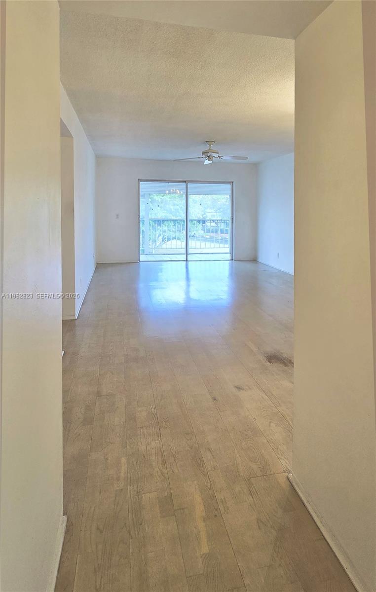 Подробнее 302 2 / 2 кв.футов $ 2026-03-14 0 Фото