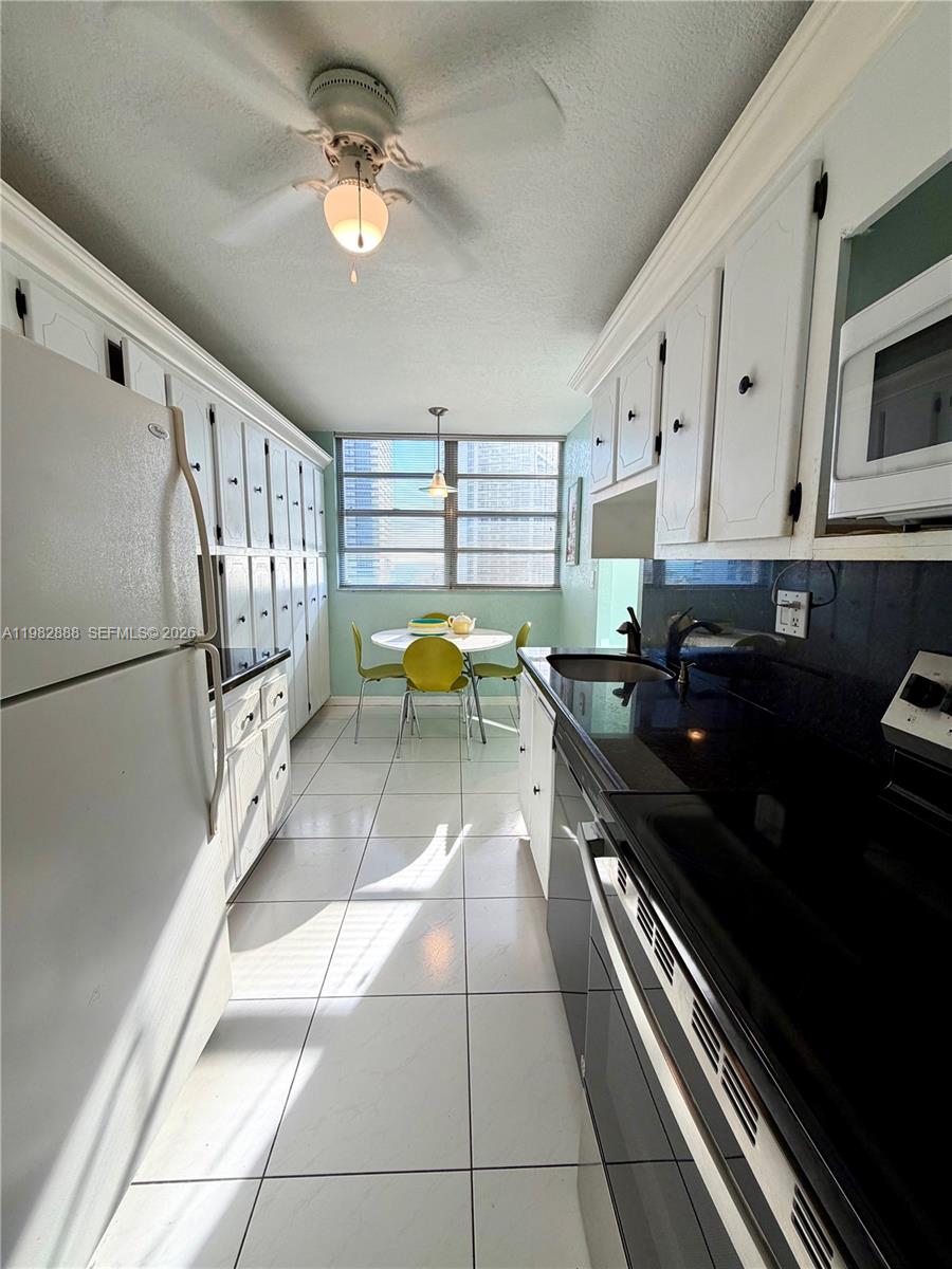 Photo of 1833 Ocean Dr  #1202, Hallandale Beach, Florida, 33009 - 