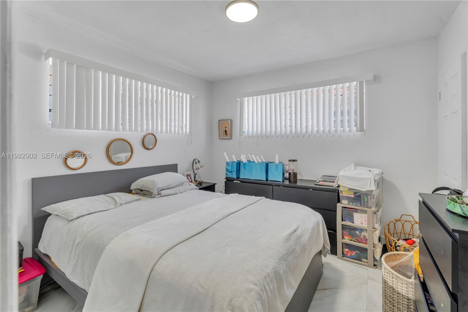   /  1854 кв.футов $ 2026-04-21 0 Фото