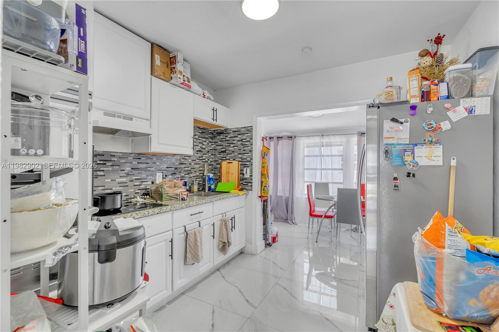   /  1854 кв.футов $ 2026-04-21 0 Фото