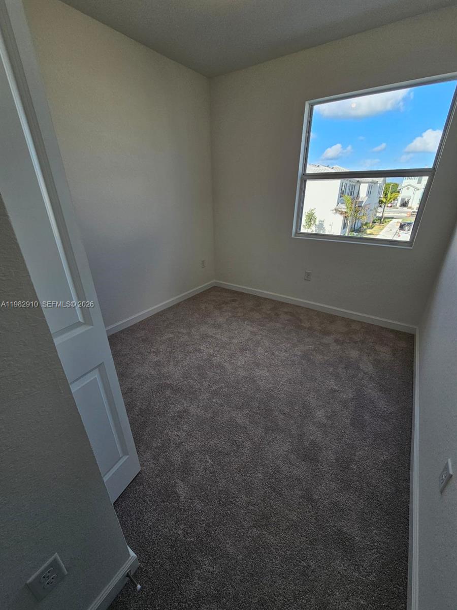 Ver detalles / 1615 sq. ft. $ 2026-03-14 0 foto