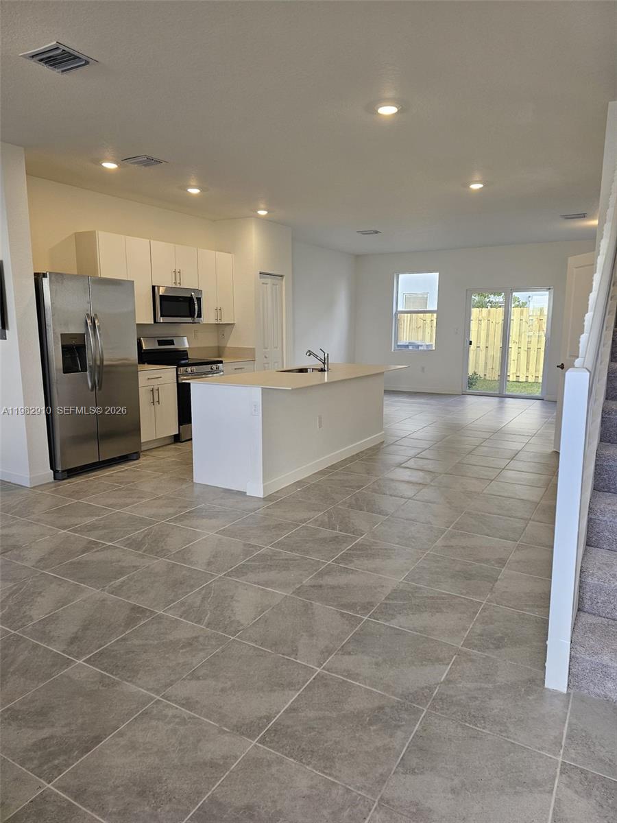 Ver detalles / 1615 sq. ft. $ 2026-03-14 0 foto