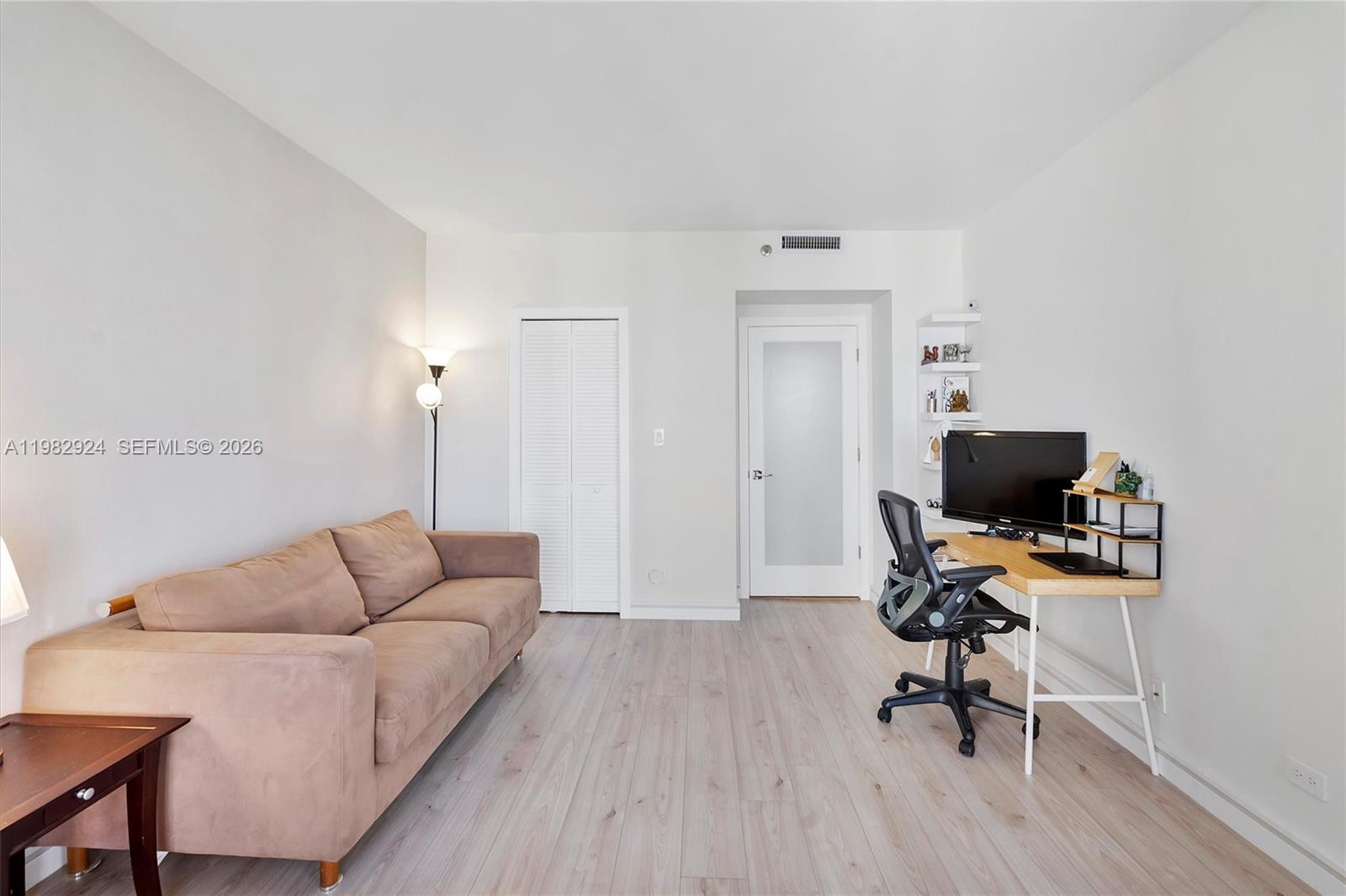 Photo of 20191 Country Club Dr  #1903, Aventura, Florida, 33180 - 