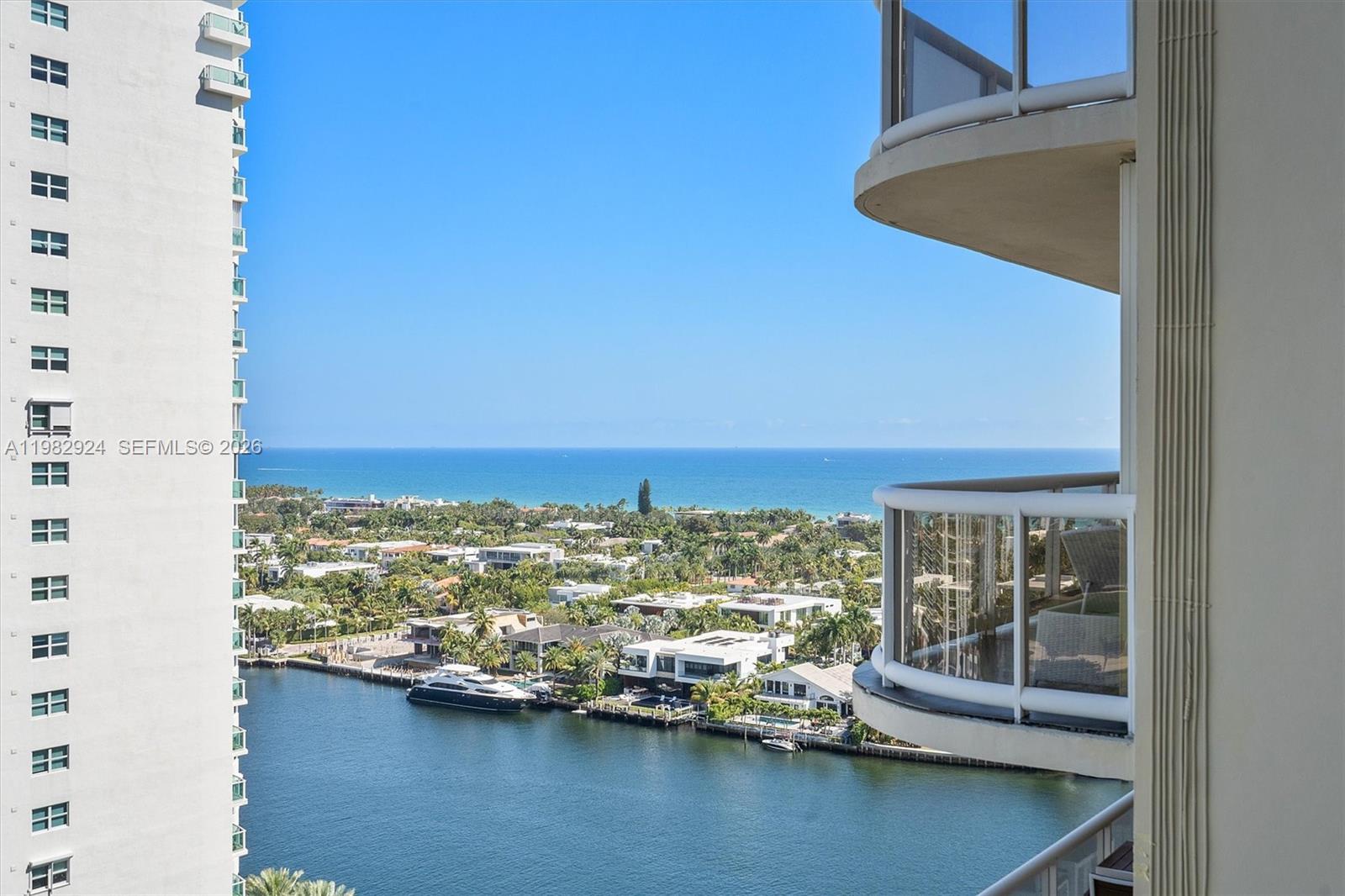 Photo of 20191 Country Club Dr  #1903, Aventura, Florida, 33180 - 