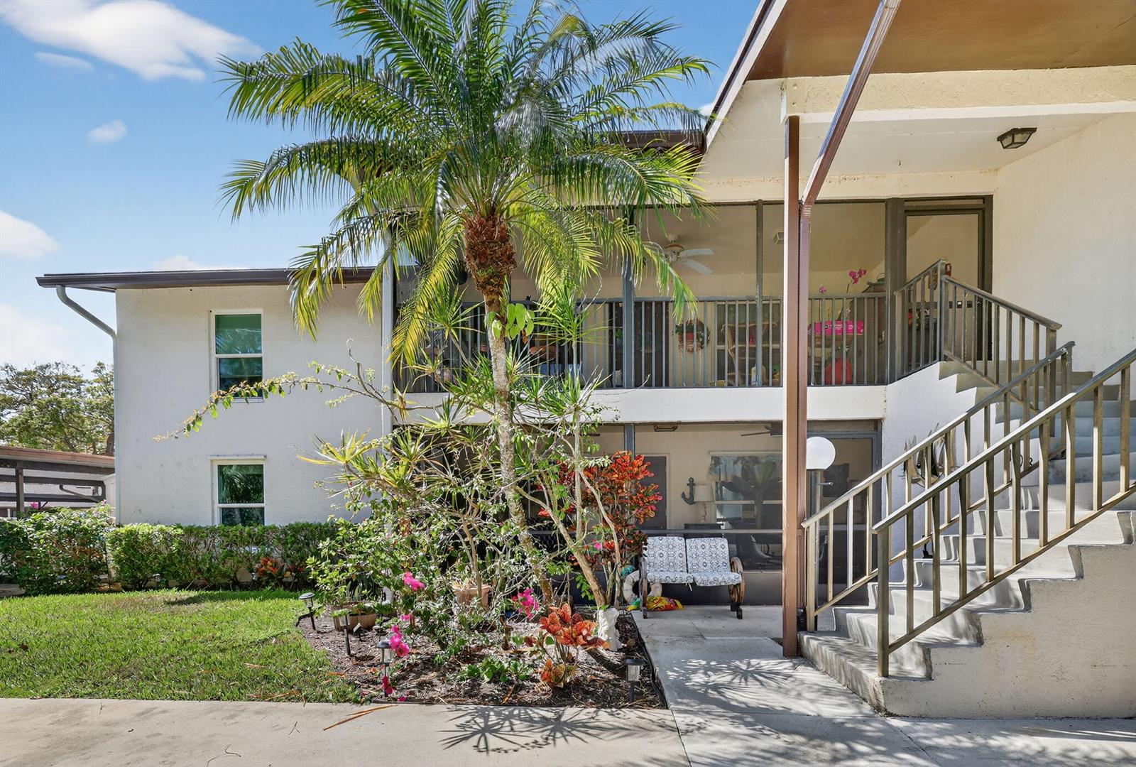 Ver detalles H1-103 2 / 2 1092 sq. ft. $ 2026-06-15 0 foto