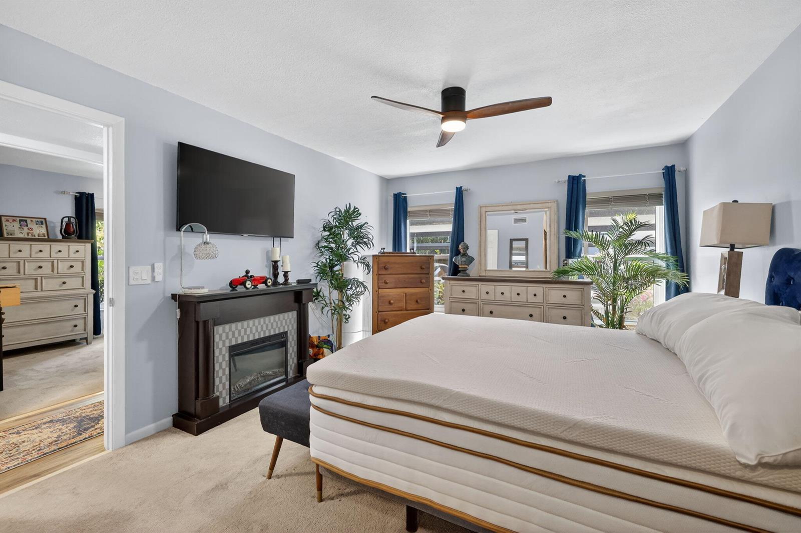 Ver detalles H1-103 2 / 2 1092 sq. ft. $ 2026-06-15 0 foto