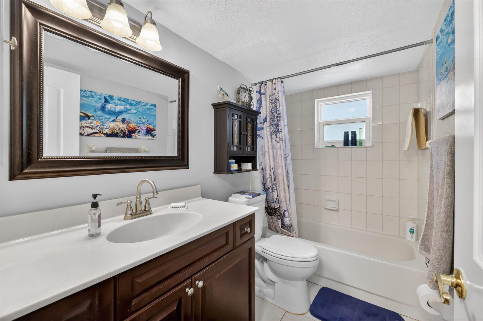 Ver detalles H1-103 2 / 2 1092 sq. ft. $ 2026-06-15 0 foto