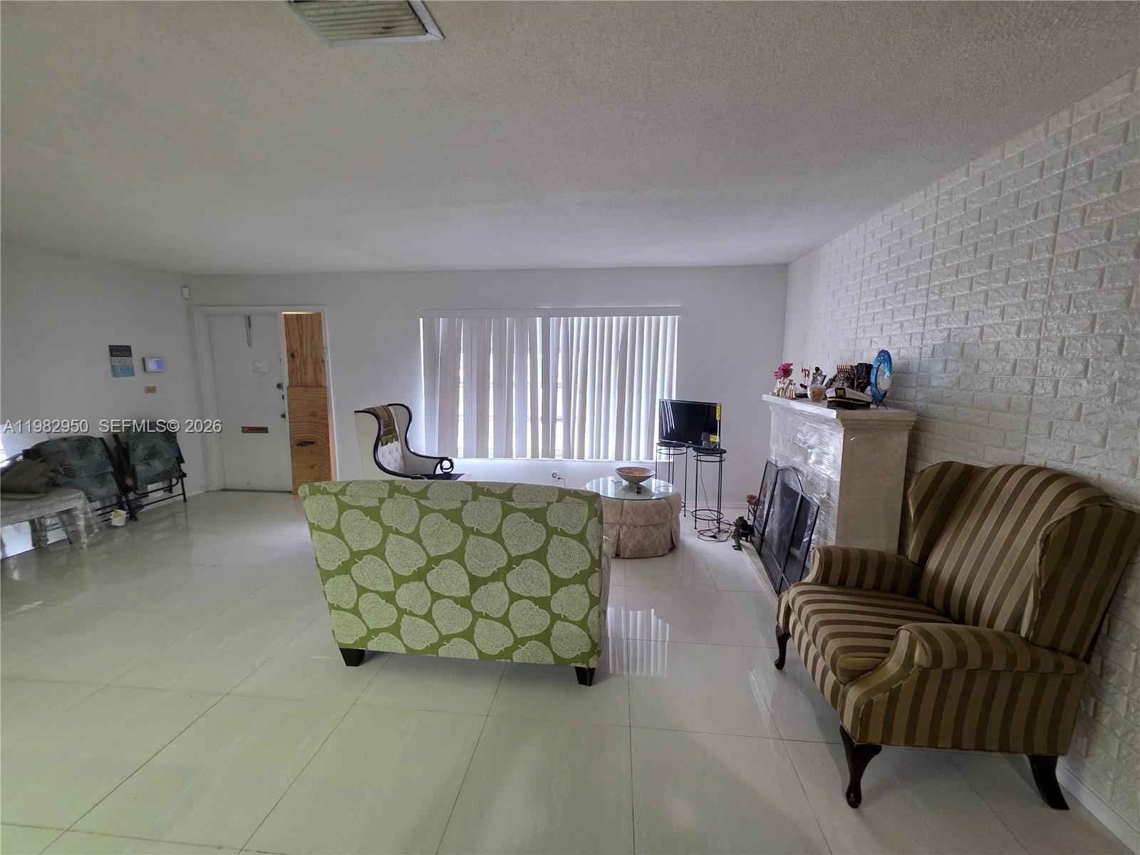 5415 2 / 2 1579 sq. ft. $ 2026-03-14 0 Photo