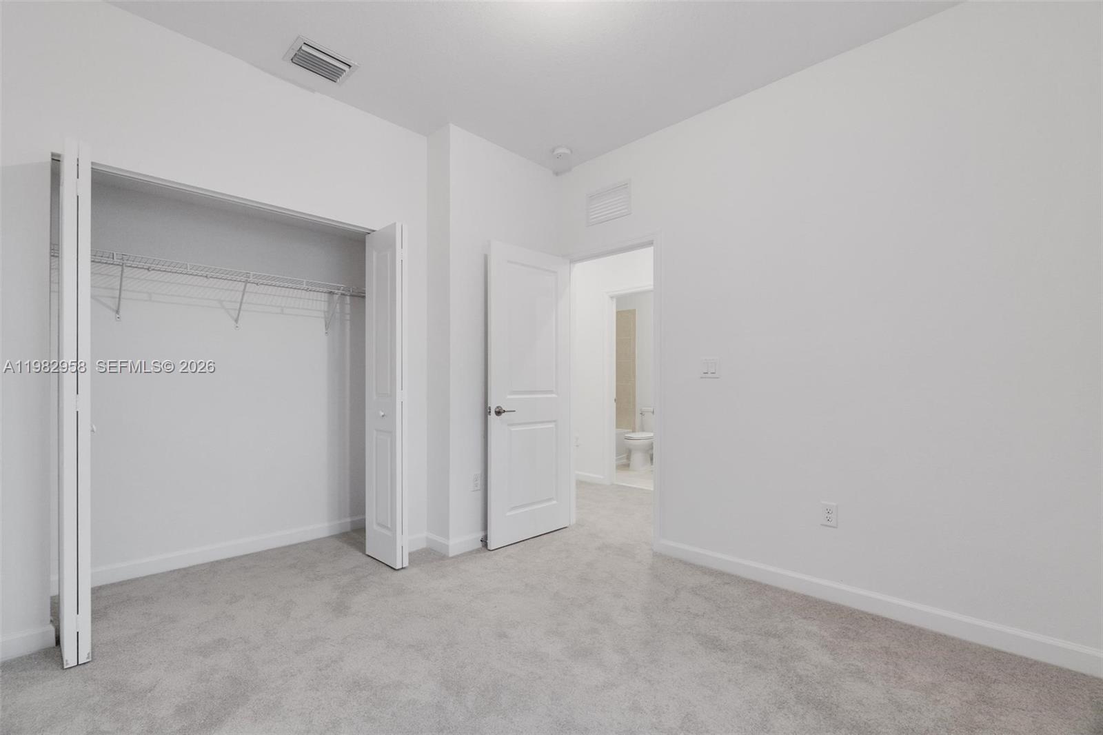 16281 3 / 3 1483 sq. ft. $ 2026-03-14 0 Photo