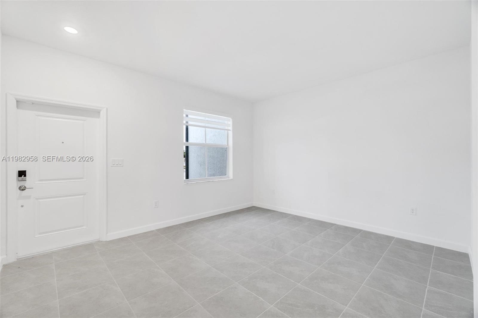 16281 3 / 3 1483 sq. ft. $ 2026-03-14 0 Photo