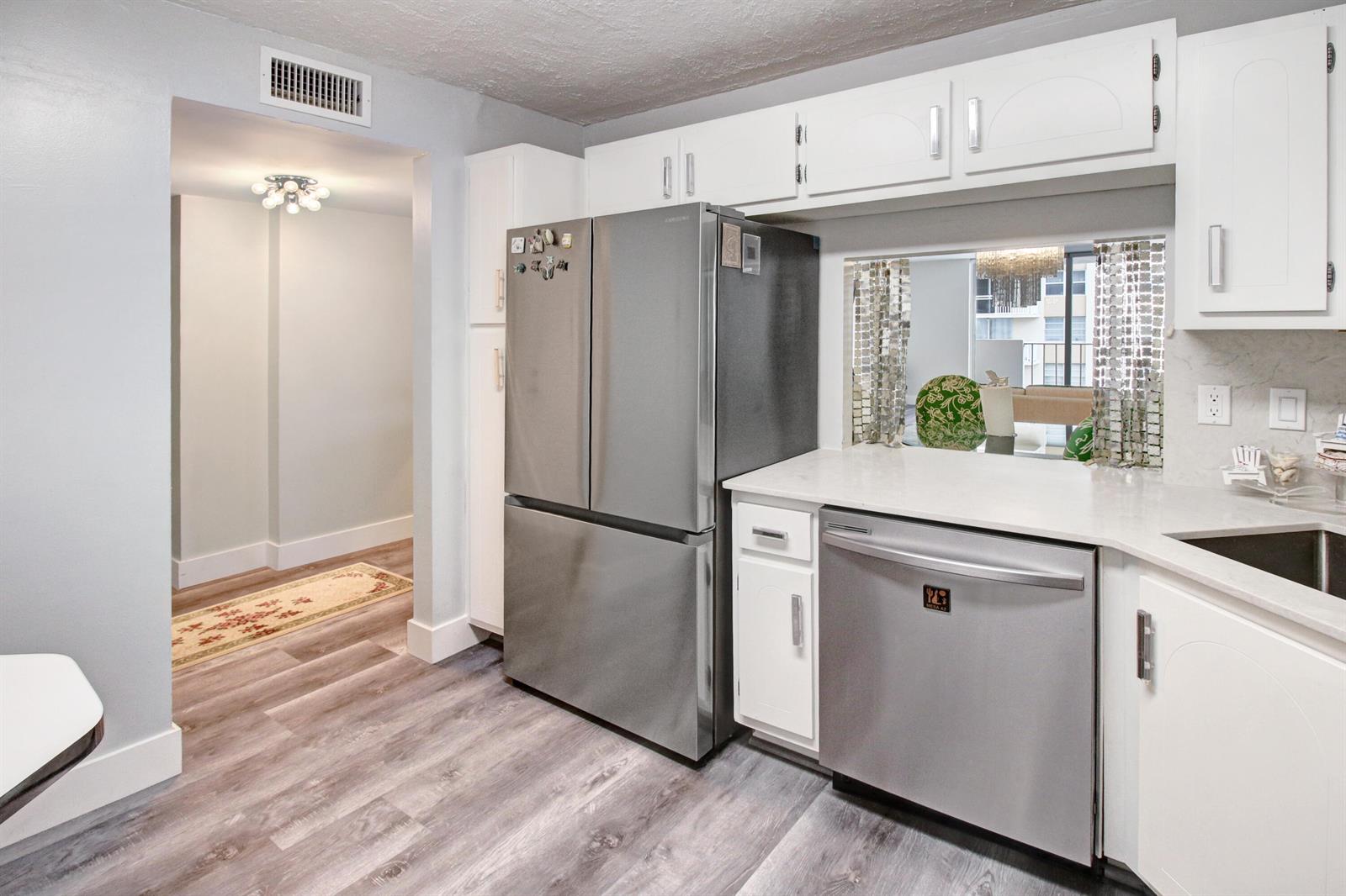 Photo of 1865 Ocean #6c, Hallandale Beach, Florida, 33009 - IMG_4006
