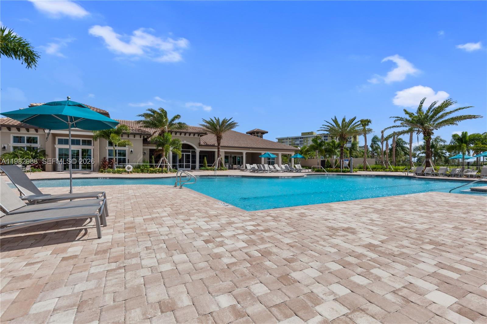 1455 3 / 3 1800 sq. ft. $ 2026-03-17 0 foto