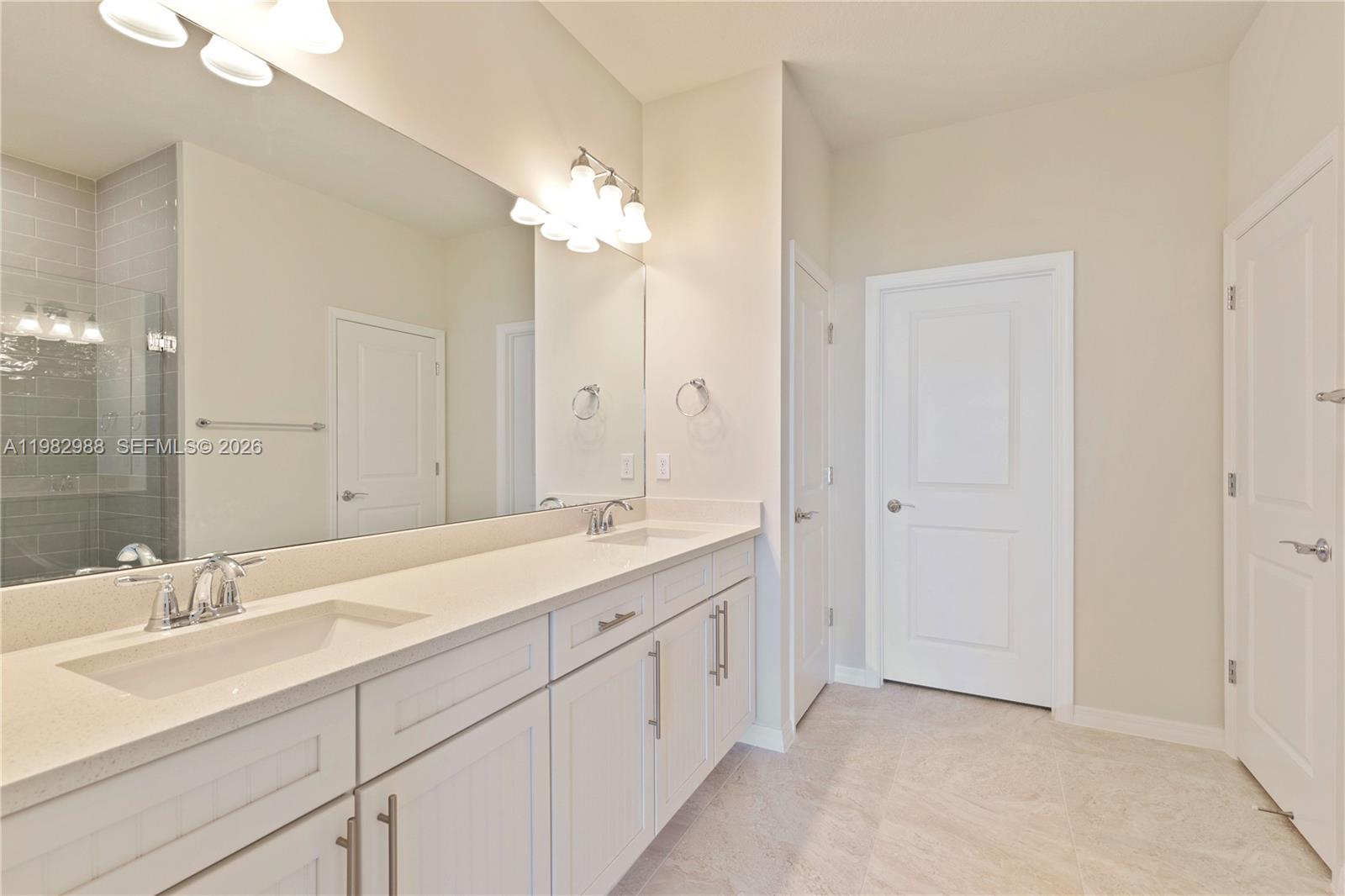 1455 3 / 3 1800 sq. ft. $ 2026-03-17 0 foto