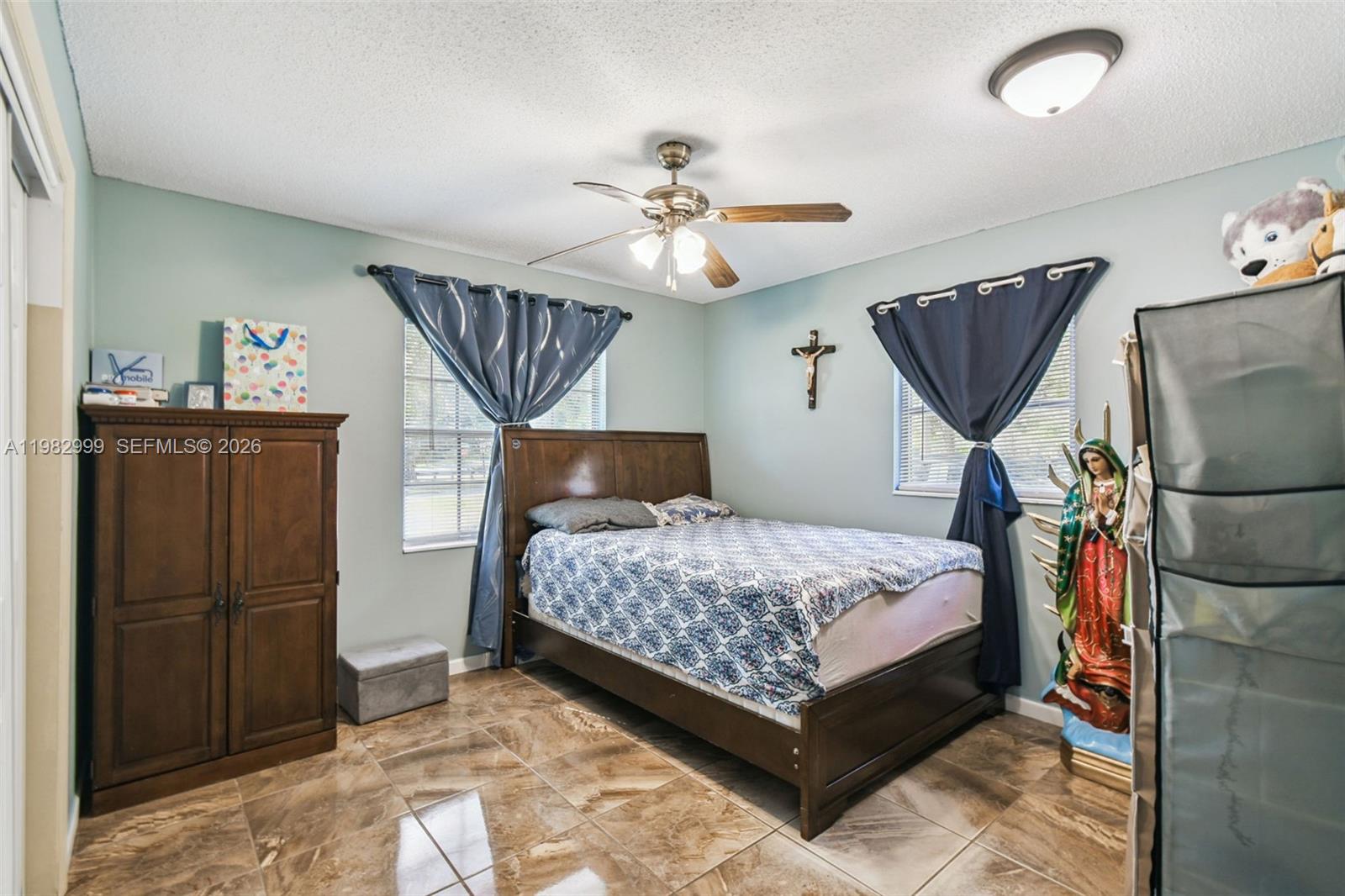 Подробнее 25309 5 / 2 2033 кв.футов $ 2026-04-14 0 Фото