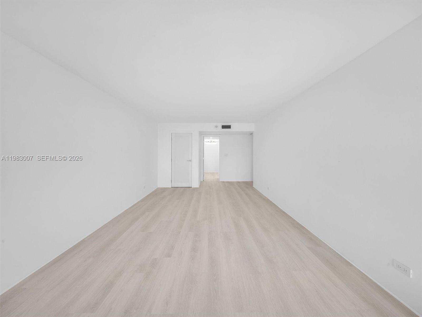 See details 1818 2 / 2 1856 sq. ft. $ 2026-03-14 0 Photo