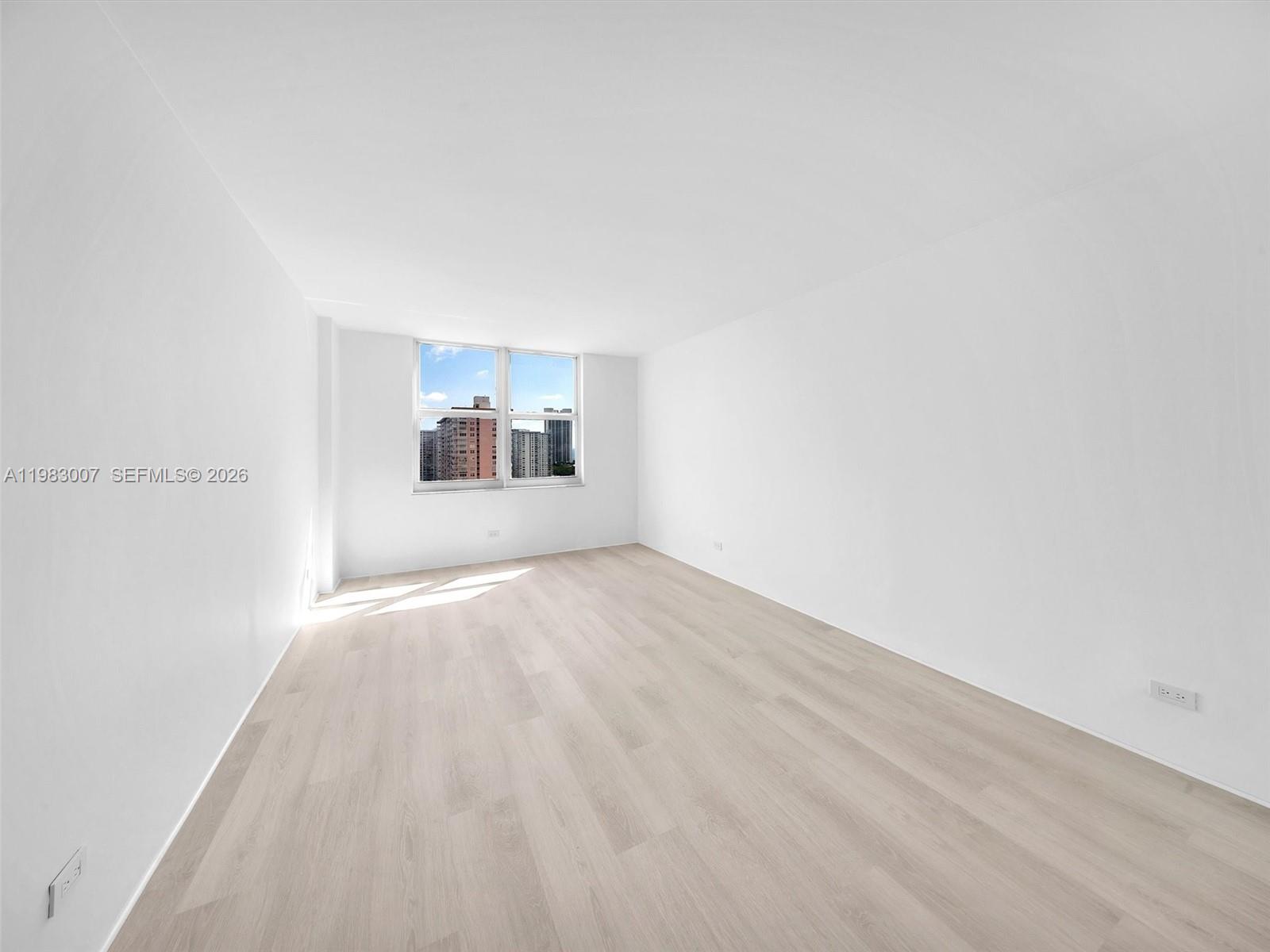 See details 1818 2 / 2 1856 sq. ft. $ 2026-03-14 0 Photo